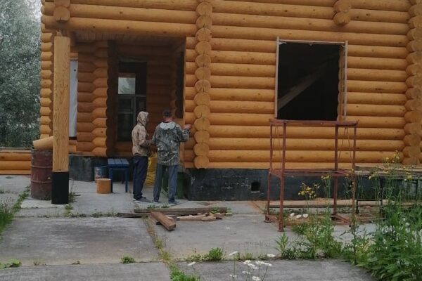 Строительство дома г. Ханты-Мансийск август 2021 г. Оцилиндрованное бревно 280 мм, сосна​