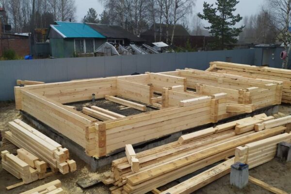 Строительство дома г.Когалым профилированный брус 205 мм октябрь 2021г.