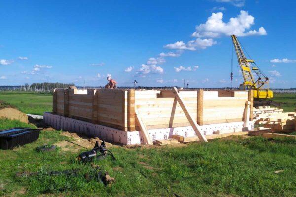 Строительство дома из профилированного бруса 145/205 мм, Омск, июль 2023 г.